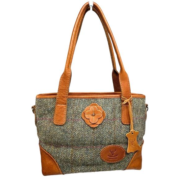 Barrhead Leather Hannah Handbag Handcrafted in Scottland Academia Preppy